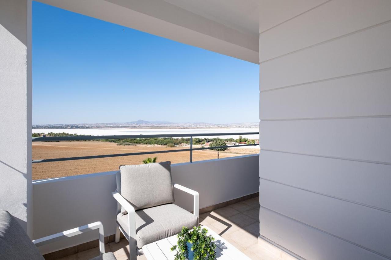 The Saline Views Makenzy Apartment Larnaca Luaran gambar